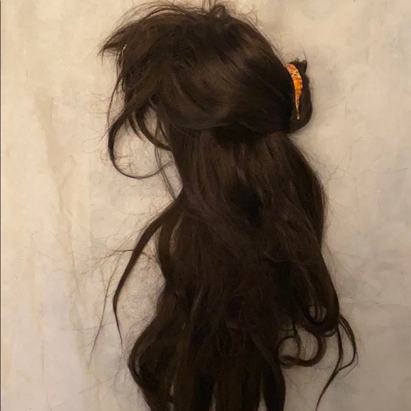 Brown synthetic wig